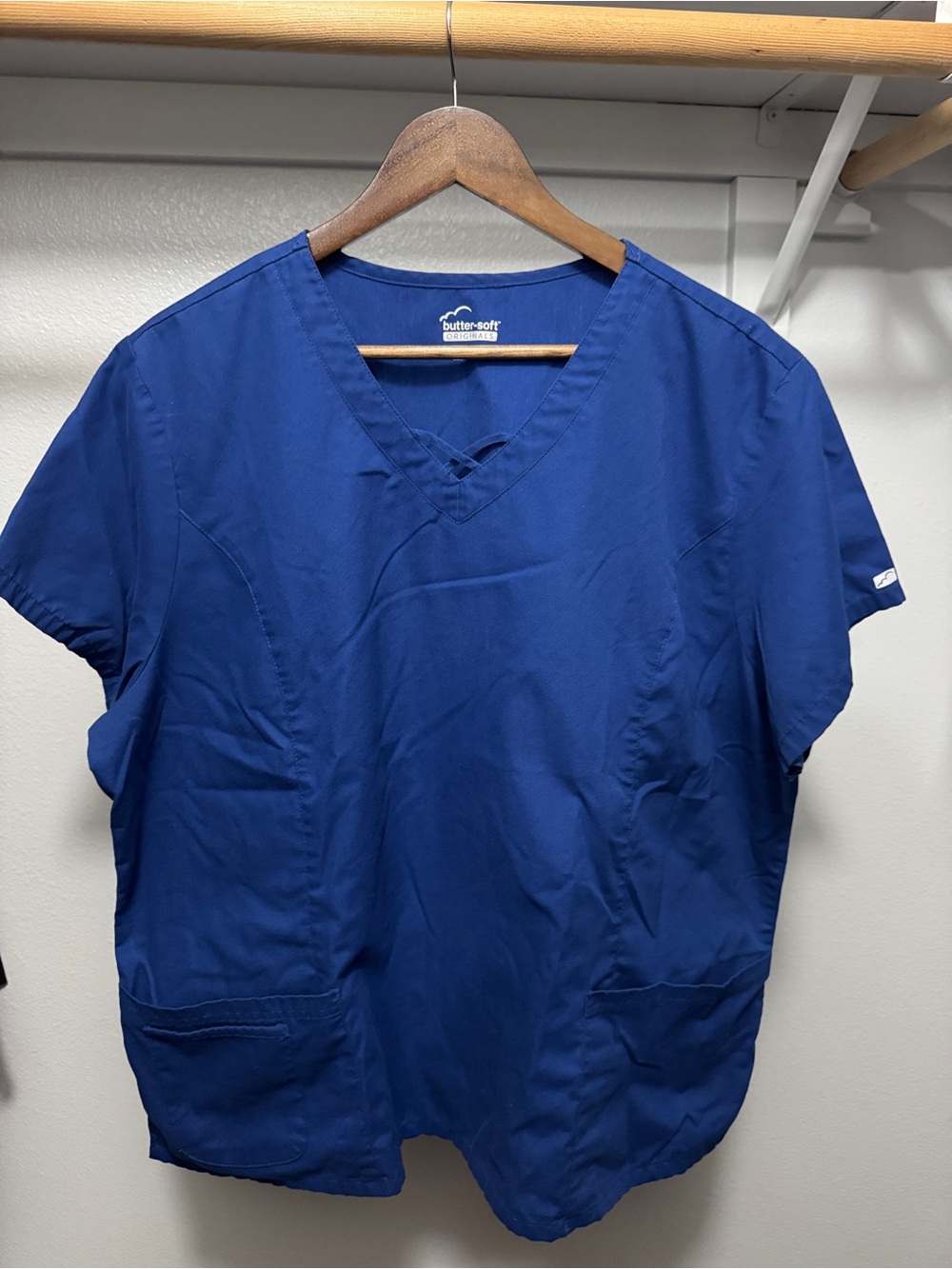 Butter-Soft Originals Women's V-Neck Scrub Top in Royal Blue
